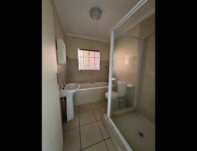 2 BEDROOM SECTIONAL TITLE FOR SALE IN EQUESTRIA